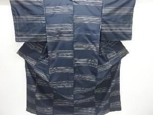 横段に幾何学模様織り出し手織り紬着物アンサンブル